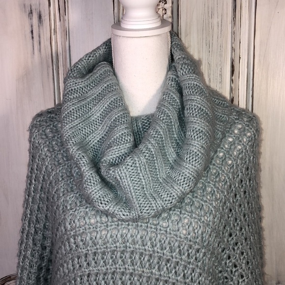 Express Slouchy Oversized Dolman Long Sleeves Open Knit Mint Green Sweater S/M - Picture 4 of 11